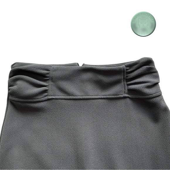 Gray Pencil Skirt • Size S • Ruched Waist • Chic Workwear - Picture 5 of 8
